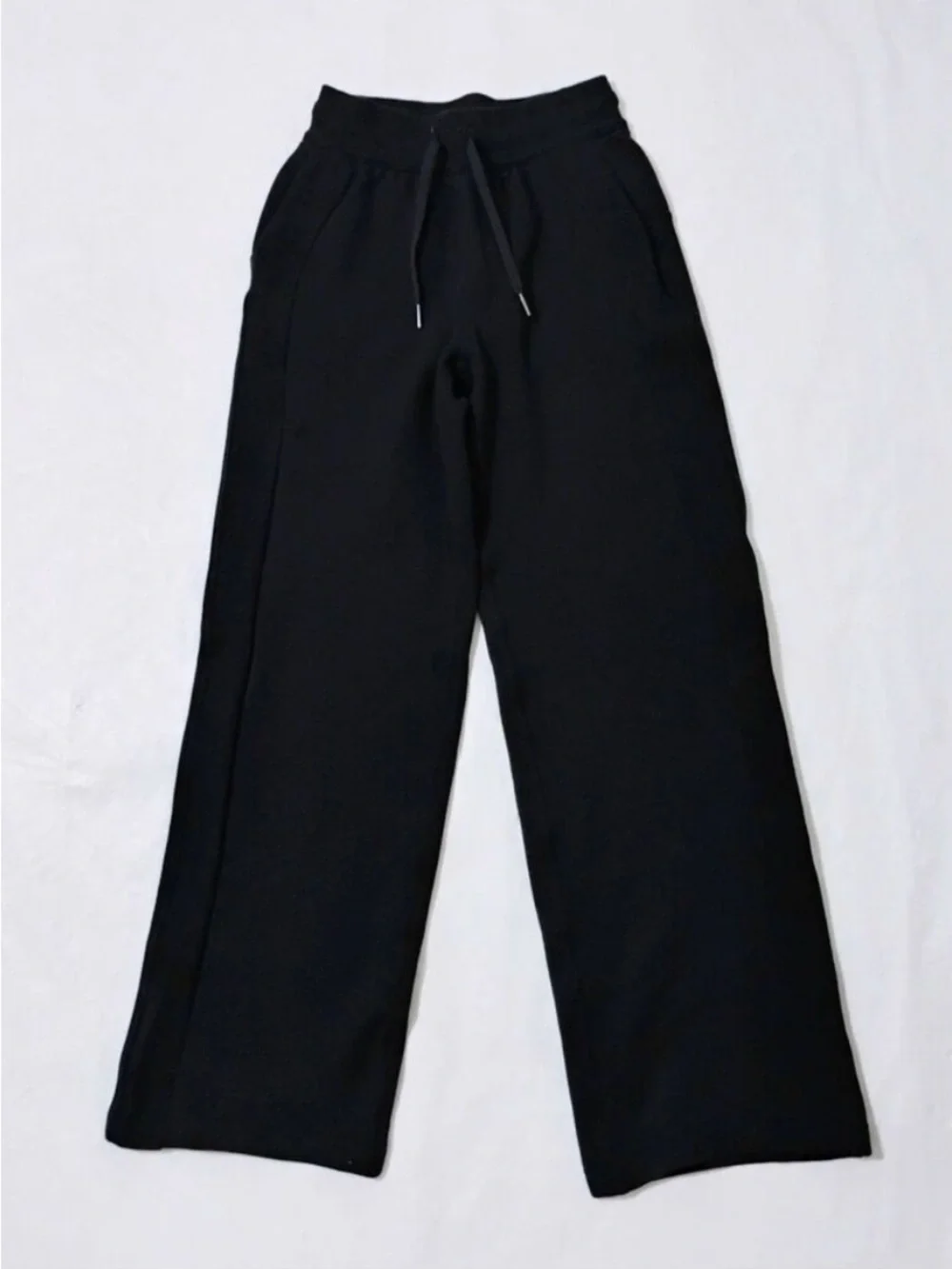 Lululemon - Scuba Mid-Rise Wide-Leg Pant